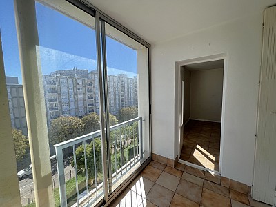 APPARTEMENT T3 - VENISSIEUX - 62,13 m2 - LOUÉ