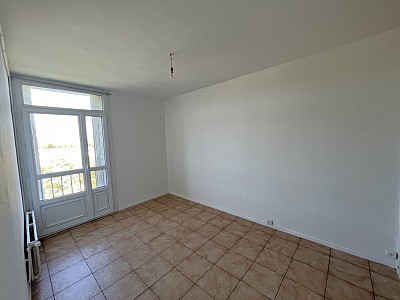 APPARTEMENT T3 - VENISSIEUX - 62,13 m2 - LOUÉ