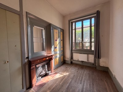 APPARTEMENT T3 A VENDRE - LYON 7EME ARRONDISSEMENT - 72.18 m2 - 249 000 &euro;