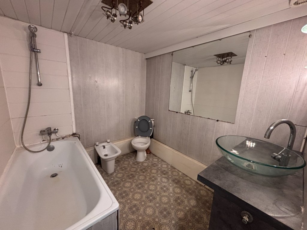 APPARTEMENT T3 A VENDRE - LYON 7EME ARRONDISSEMENT - 72.18 m2 - 249 000 &euro;