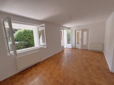 APPARTEMENT T4 A LOUER - BRIGNAIS - 79.19 m2 - 920€ charges comprises par mois