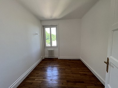 APPARTEMENT T4 A LOUER - CALUIRE ET CUIRE - 108,98 m2 - 1490 € charges comprises par mois