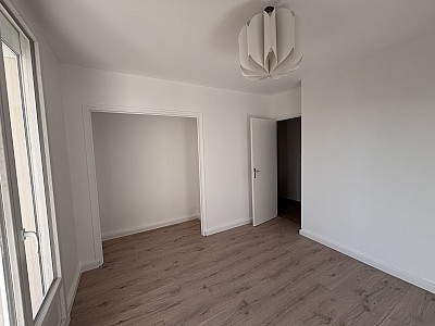 APPARTEMENT T4 A LOUER - CRAPONNE - 71.28 m2 - 1070€ charges comprises par mois