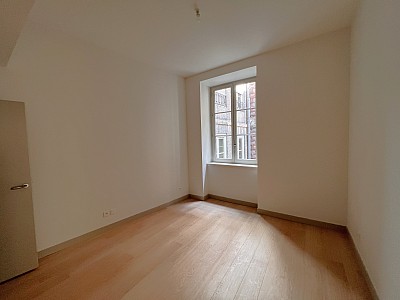APPARTEMENT T4 A LOUER - LYON 2EME ARRONDISSEMENT - 80.94 m2 - 1720€ charges comprises par mois