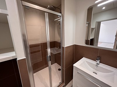 APPARTEMENT T4 A LOUER - LYON 2EME ARRONDISSEMENT - 80.94 m2 - 1720€ charges comprises par mois