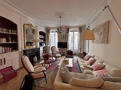 APPARTEMENT T4 A LOUER - LYON 2EME ARRONDISSEMENT - 138 m2 - 1990€ charges comprises par mois