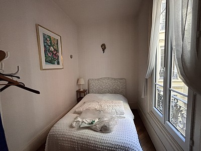 APPARTEMENT T4 A LOUER - LYON 2EME ARRONDISSEMENT - 138 m2 - 1990€ charges comprises par mois