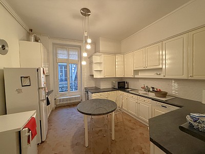 APPARTEMENT T4 A LOUER - LYON 2EME ARRONDISSEMENT - 138.7 m2 - 1�940�&euro; charges comprises par mois