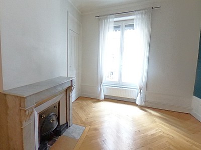 APPARTEMENT T4 A LOUER - LYON 3EME ARRONDISSEMENT - 86.15 m2 - 1313€ charges comprises par mois