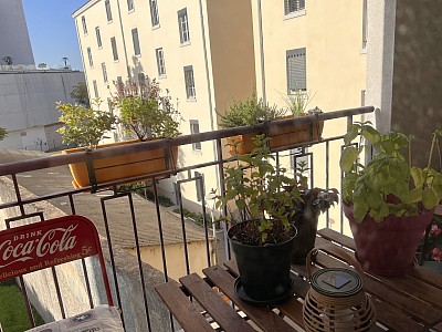 APPARTEMENT T4 A LOUER - LYON 7EME ARRONDISSEMENT - 84.26 m2 - 1 250 € charges comprises par mois