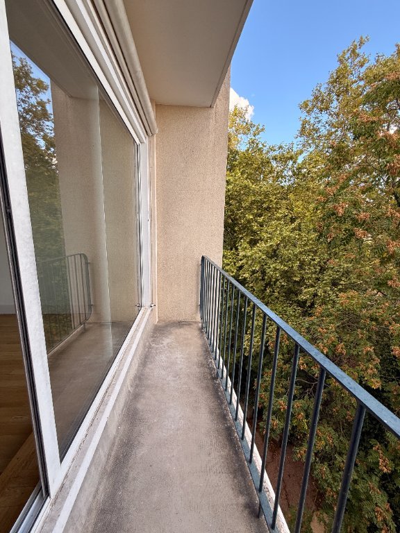 APPARTEMENT T4 A LOUER - STE FOY LES LYON - 113.82 m2 - 1 840 &euro; charges comprises par mois