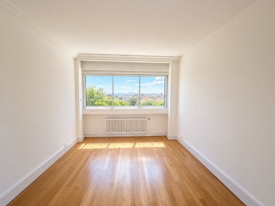 APPARTEMENT T4 A LOUER - STE FOY LES LYON - 113.82 m2 - 1 840 &euro; charges comprises par mois