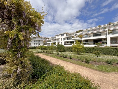 APPARTEMENT T4 - TASSIN LA DEMI LUNE - 96.74 m2 - VENDU