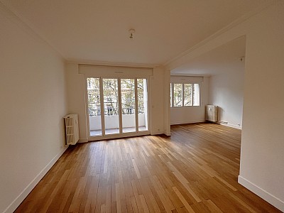 APPARTEMENT T4 A LOUER - LYON 7EME ARRONDISSEMENT - 108.28 m2 - 1565 € charges comprises par mois