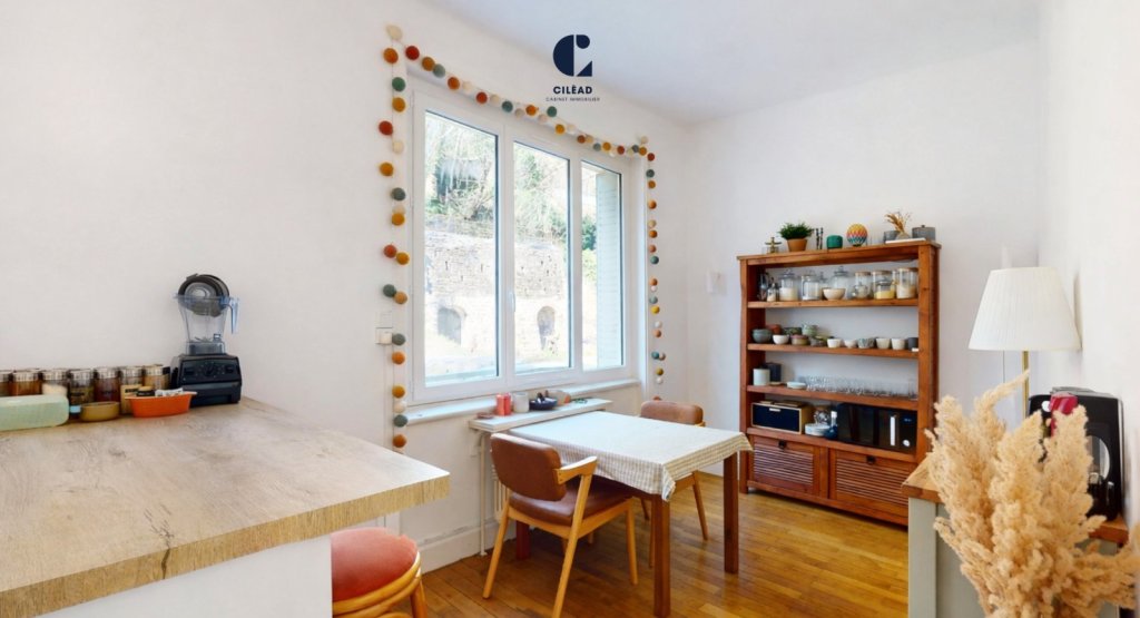 APPARTEMENT T5 A VENDRE - CALUIRE ET CUIRE - 108.98 m2 - 500�000�&euro;