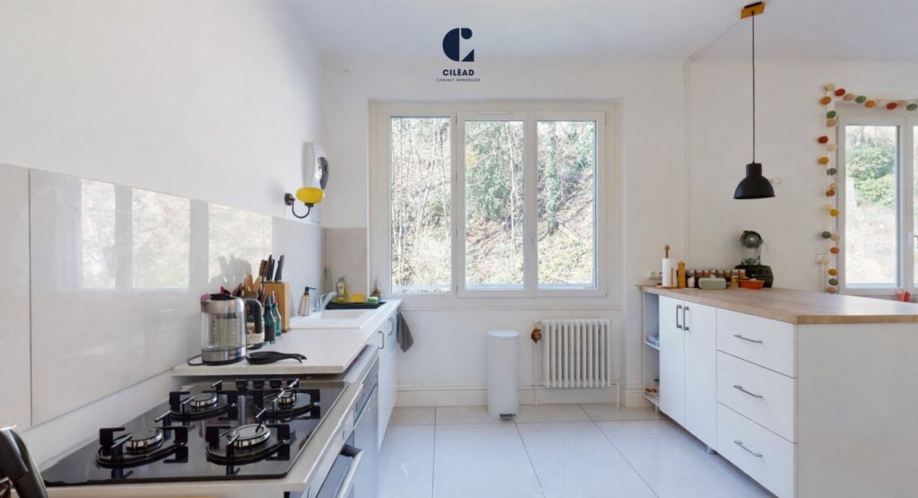 APPARTEMENT T5 A VENDRE - CALUIRE ET CUIRE - 108.98 m2 - 500�000�&euro;