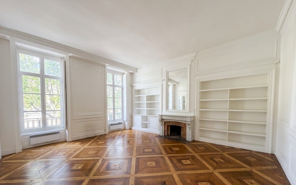 APPARTEMENT T5 A VENDRE - LYON 1ER ARRONDISSEMENT - 182 m2 - 870 000 &euro;