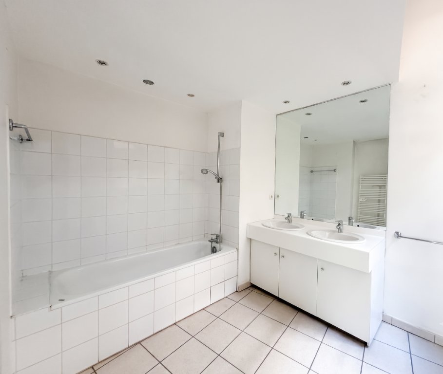 APPARTEMENT T5 A VENDRE - LYON 1ER ARRONDISSEMENT - 182 m2 - 870 000 &euro;