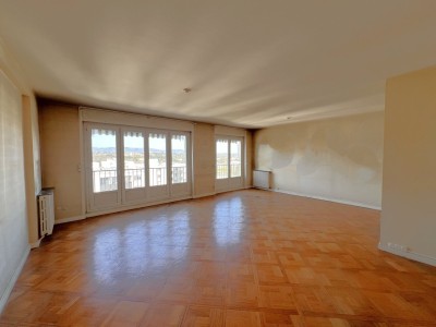 APPARTEMENT T5 A VENDRE - STE FOY LES LYON - 114.73 m2 - 250000 €