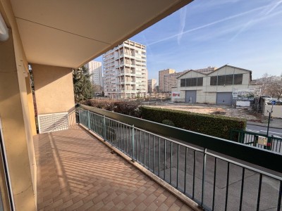 APPARTEMENT T5 A VENDRE - VILLEURBANNE - 110.56 m2 - 329 000 €