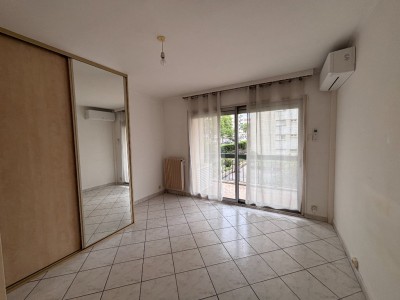 APPARTEMENT T5 A VENDRE - VILLEURBANNE - 110.56 m2 - 329 000 €