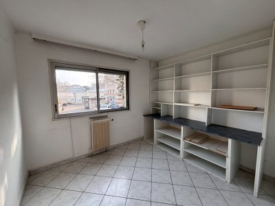 APPARTEMENT T5 A VENDRE - VILLEURBANNE - 110.56 m2 - 329 000 €