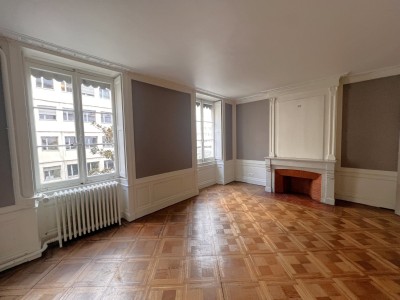 APPARTEMENT T6 A VENDRE - LYON 2EME ARRONDISSEMENT - 162.29 m2 - 850000 €