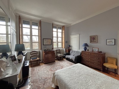APPARTEMENT T6 A VENDRE - LYON 4EME ARRONDISSEMENT - 143.73 m2 - 595000€
