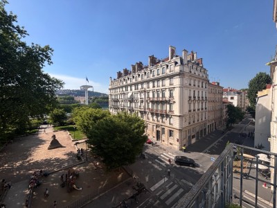 APPARTEMENT T6 A VENDRE - LYON 7EME ARRONDISSEMENT - 201.14 m2 - 850 000 €